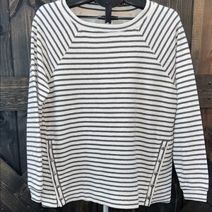 Lou & Grey Striped Sweater M Side Snap Grey Ivory Neutral Tunic Minimalist Boho